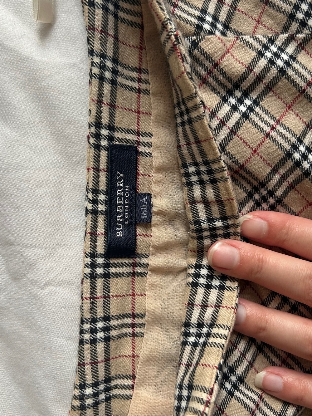 Burberry Beige Black Red Check mini skirt